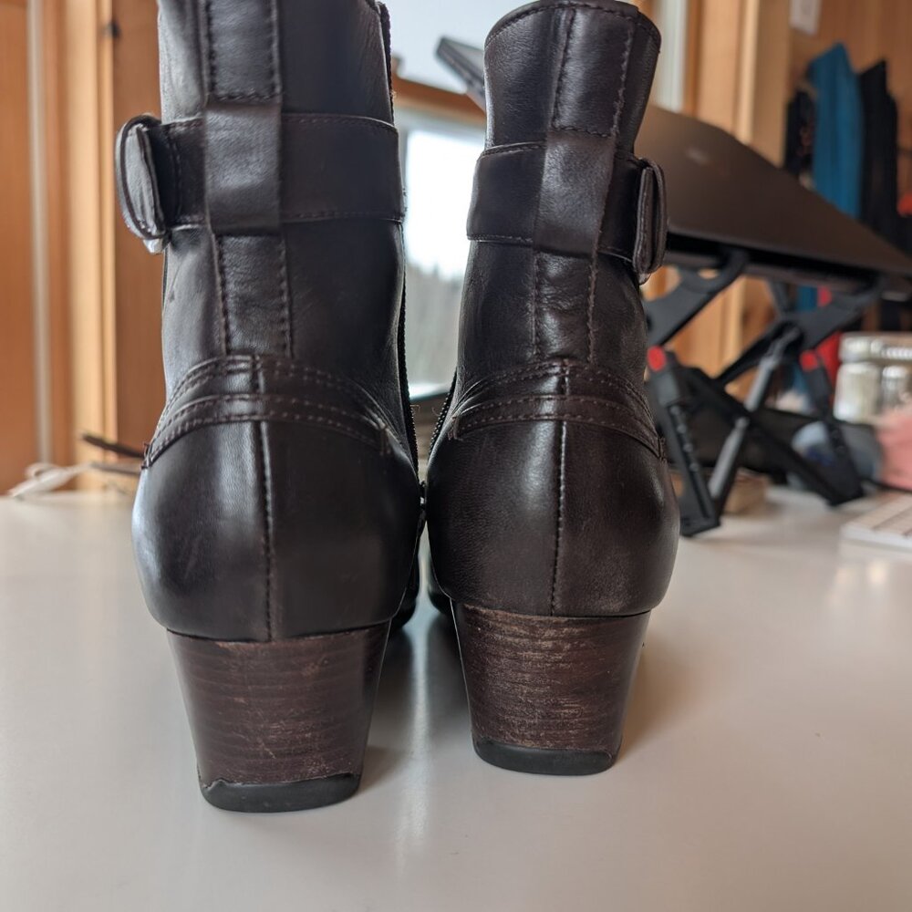 Y2K 2000s Vintage Square Toe Heeled Ankle Booties Buckle Zipper Leather Womens 9 - Picture 5 of 14